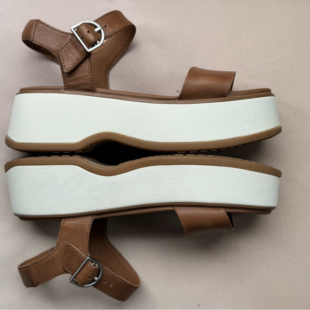 Sorel Tan and White Platform Sandals